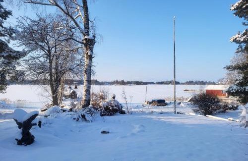 Vaasa House | 3 Bedroom Cottage with Sauna by the Sea