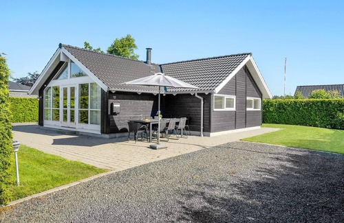 Hvidbjerg Strand House | 3 bedroom cozy home in Børkop