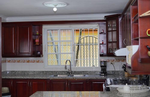 Bonao House | 3 Bedroom Family Friendly House 15 mins from Rivers!