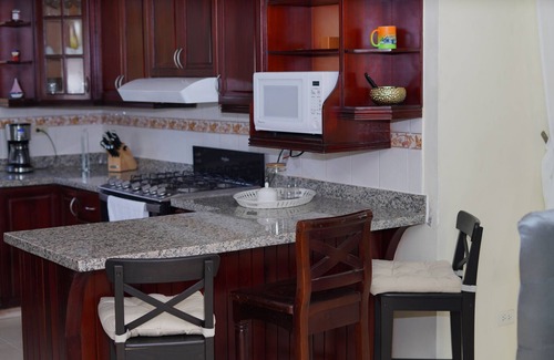 Bonao House | 3 Bedroom Family Friendly House 15 mins from Rivers!