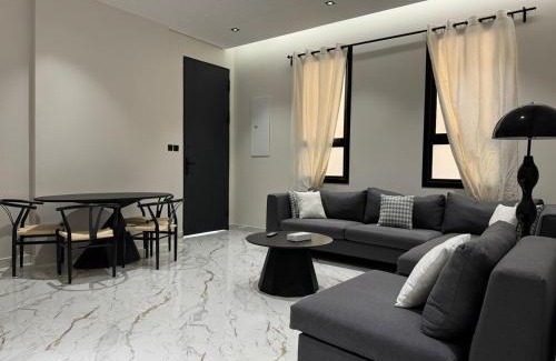 Al Malaz Apartment | 3-Bedroom Ground Floor Apartment - 2B