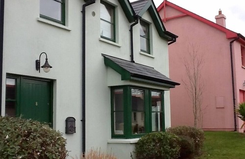 Rushanes House | 3 bedroom holiday home 5 minutes' walk from Glandore