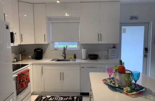 West Little River House | 3-Bedroom Home With Heated Pool And Short Drive To The Beaches.