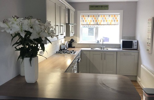 Omeath House | 3 Bedroom Home with Stunning Views of The Mourne Mountains and Carlingford Lough