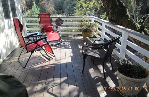Isle of Palms House | 3 Bedroom House - 5 Minute Walk to Pristine Beach