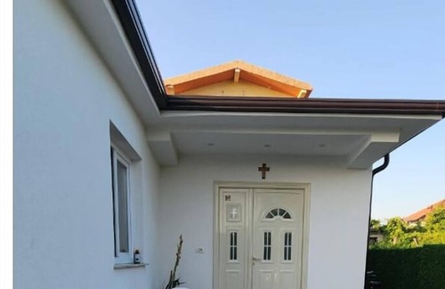 Shkoder House | 3-bedroom house in amazing Shkodër with AC