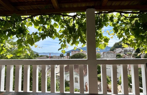 Zelenika House | 3-bedroom house in charming Zelenika with seaview and AC