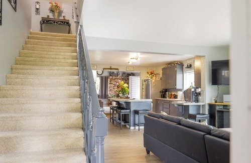 Centralia - Chehalis House | 3-bedroom house in Chehalis located between Seattle, Portland, WA Coast and Ski