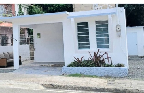 Fajardo House | 3-bedroom house in lovely Fajardo with WiFi, AC