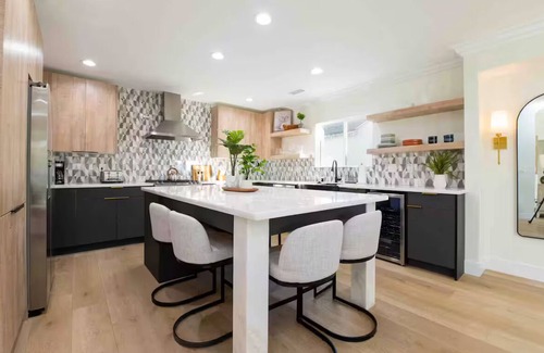 Leimert Park House | 3-bedroom house in fabulous Los Angeles with WiFi, AC