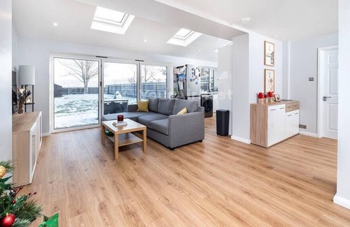 Bromley Common and Keston House | 3 bedroom house with a beautiful view in Bromley