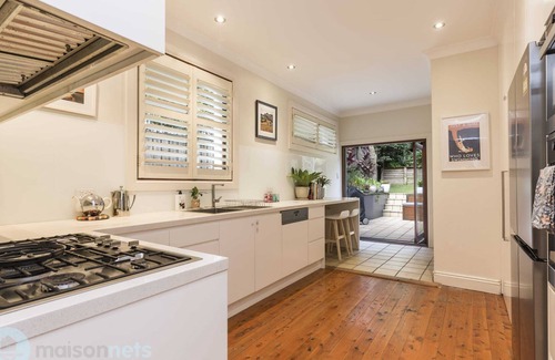 Coogee House | 3 Bedroom House With Parking, Walk to Beach