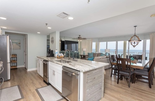 Long Beach Condo | 3 Bedroom in Long Beach Resort ~ Beautiful with beach chairs included!