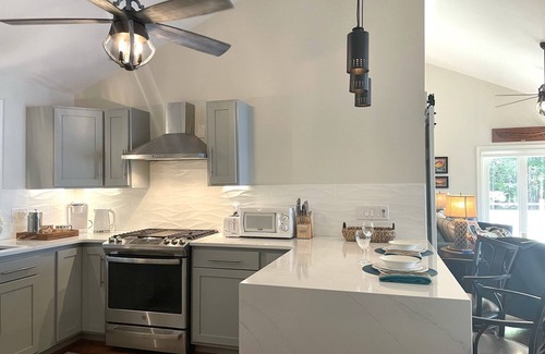 Ninety Six House | 3 Bedroom + Kids Loft, Lovely Family Lake Front Vacation Home