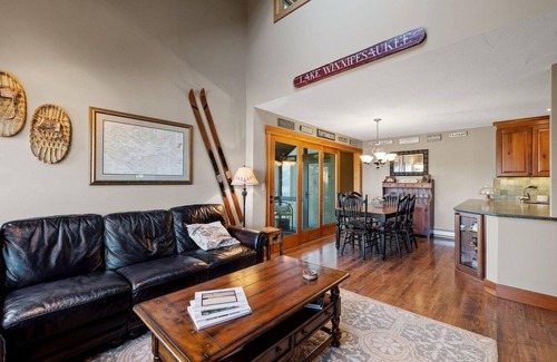 Gilford House | 3 Bedroom lakeview townhouse!