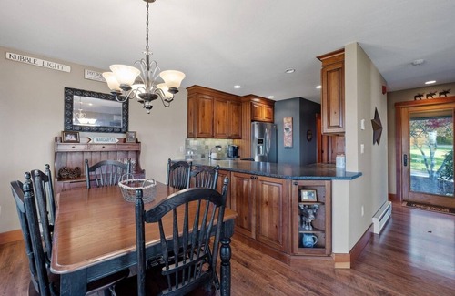 Gilford House | 3 Bedroom lakeview townhouse!
