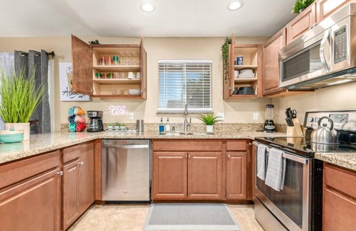Mesa House | 3 bedroom large house with shining pool