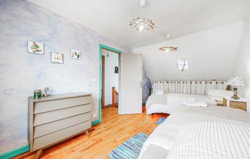 Le Vieux-Bourg House | 3 Bedroom Lovely Home In Le Vieux-Bourg