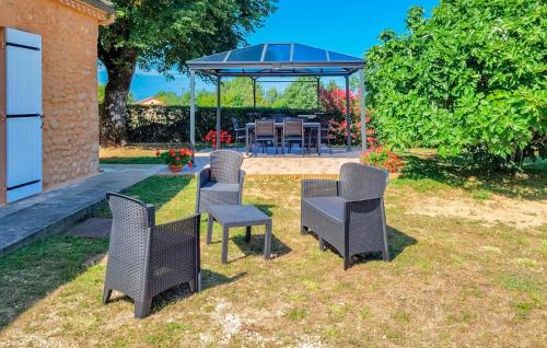 La Douze House | 3 Bedroom Lovely Home In La Douze