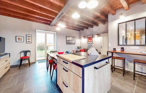 La Douze House | 3 Bedroom Lovely Home In La Douze