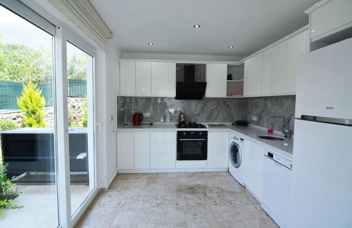 Oludeniz Villa | 3 bedroom luxuary city villas in oludeniz for rent with private pool and garden