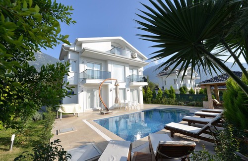 Oludeniz Villa | 3 bedroom luxury villa city C