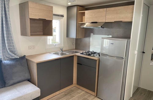 Les Conches House | 3 Bedroom Mobile Home in Longeville-sur-Mer