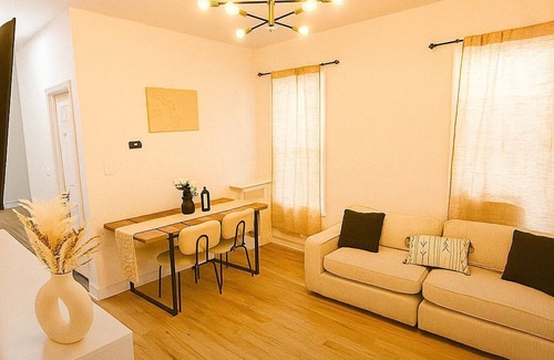 Weequahic Apartment | 3 Bedroom Modern Stay-Close to Newark Airport, NYC & Shopping