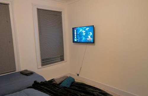 Tottenham Hale Apartment | 3 bedroom near Tottenham Stadium London