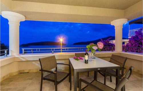 Molunat Apartment | 3 Bedroom Nice Apartment In Molunat
