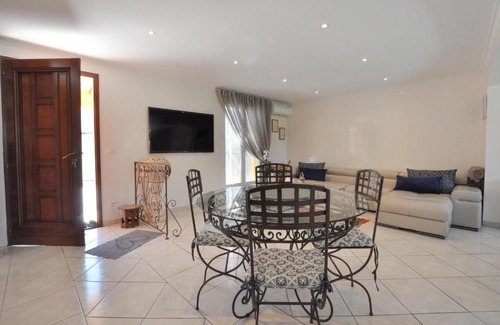 Bagnols-en-Foret House | 3 Bedroom Nice Home In Bagnols En Forêt