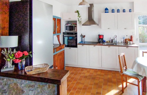 Kerbors House | 3 bedroom nice home in Kerbors