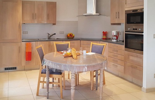 Quarante House | 3 bedroom nice home in Quarante