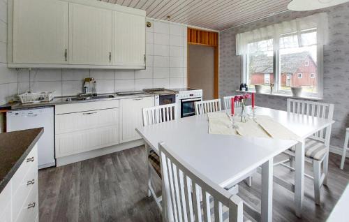 Blankered House | 3 Bedroom Nice Home In Knäred