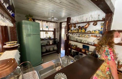 Humaita House | 3 Bedroom Oasis with Jacuzzi in the Center of Búzios