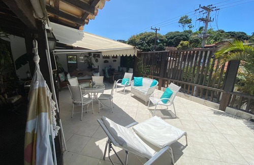 Humaita House | 3 Bedroom Oasis with Jacuzzi in the Center of Búzios