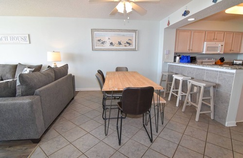 Crescent Beach Condo | 3 bedroom oceanfront with awesome views! Great amenities!