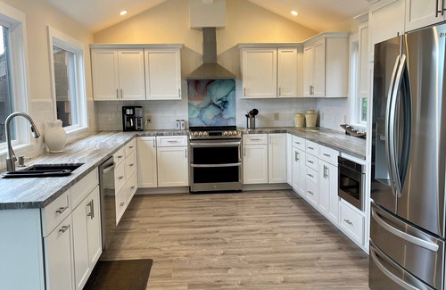 Castroville House | 3 Bedroom Ocean Front (sleeps 6)