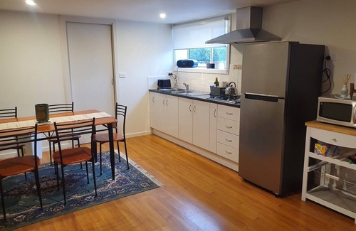 Kyneton House | 3 Bedroom Off-Grid Kyneton