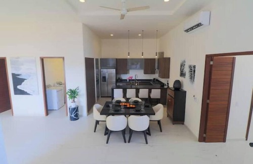 La Cruz de Huanacaxtle Apartment | 3 bedroom PH w/ocean, marina and mountain views, rooftop and private pool!