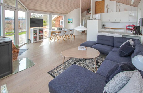 Marup House | 3 bedroom pet friendly home in Samsø
