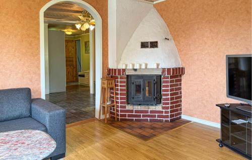 Nassjo Municipality House | 3 Bedroom Pet Friendly Home In Nässjö