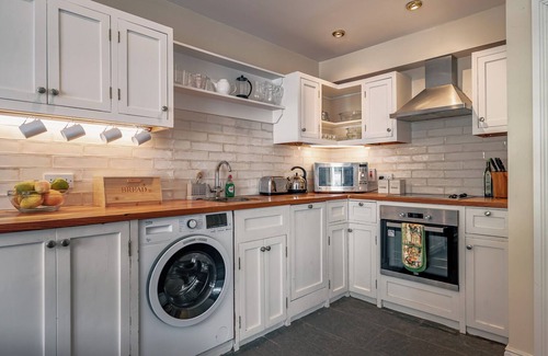 Kenmare Condo | 3 bedroom pet friendly home in the heart of Kenmare town