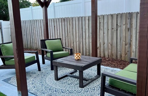 Azalea Park House | 3 Bedroom POOL Home in the Heart of Orlando