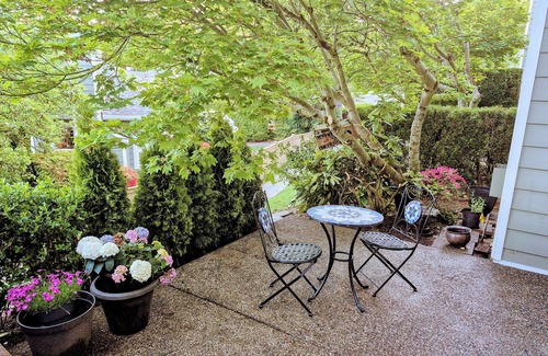 The Wedge House | 3-bedroom Retreat in Woodinville with WiFi
