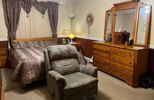 Hendersonville House | 3-Bedroom Retreat with Private Yard