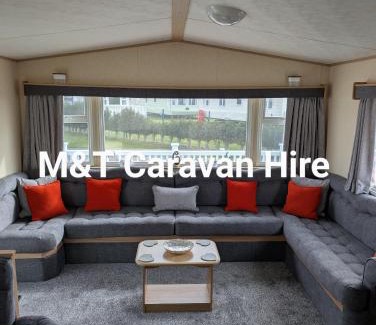 Chapel Saint Leonards Apartment | 3 bedroom spacious caravan