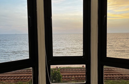 Wellawatta South Apartment | 3 Bedroom Sea View Apartment Colombo 6