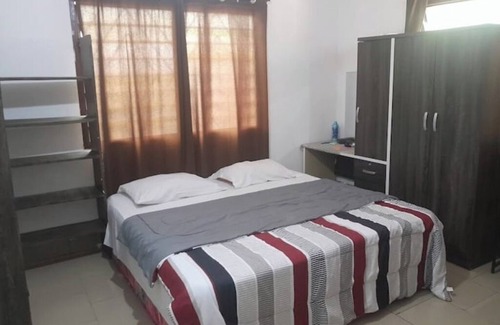 Sekondi-Takoradi Apartment | 3 bedroom shared apartment in a safe vicinity