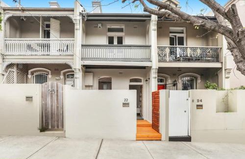 Bondi Junction House | 3 Bedroom Split level terrace at Bondi Junction